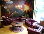 Lounge - Reception - Couch - Heart of Gold Hostel Berlin